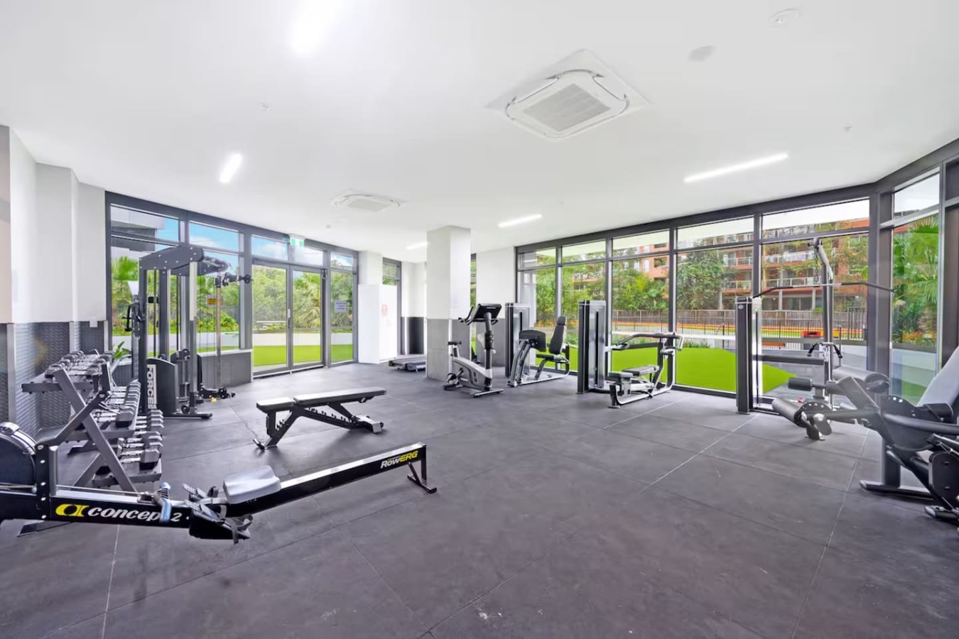 The Urban Nest | Rooftop, Gym & Free Parking — photo 5