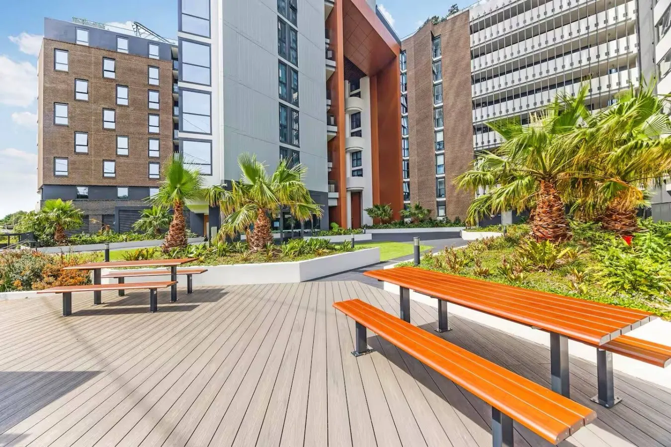 The Urban Nest Rooftop, Gym & Free Parking 8