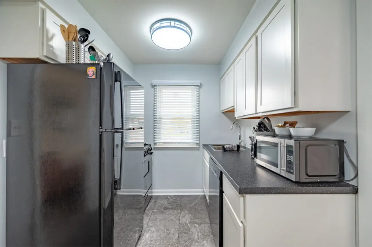 Clintonville Cozy Haven! Near Parks, Shops & OSU! 11