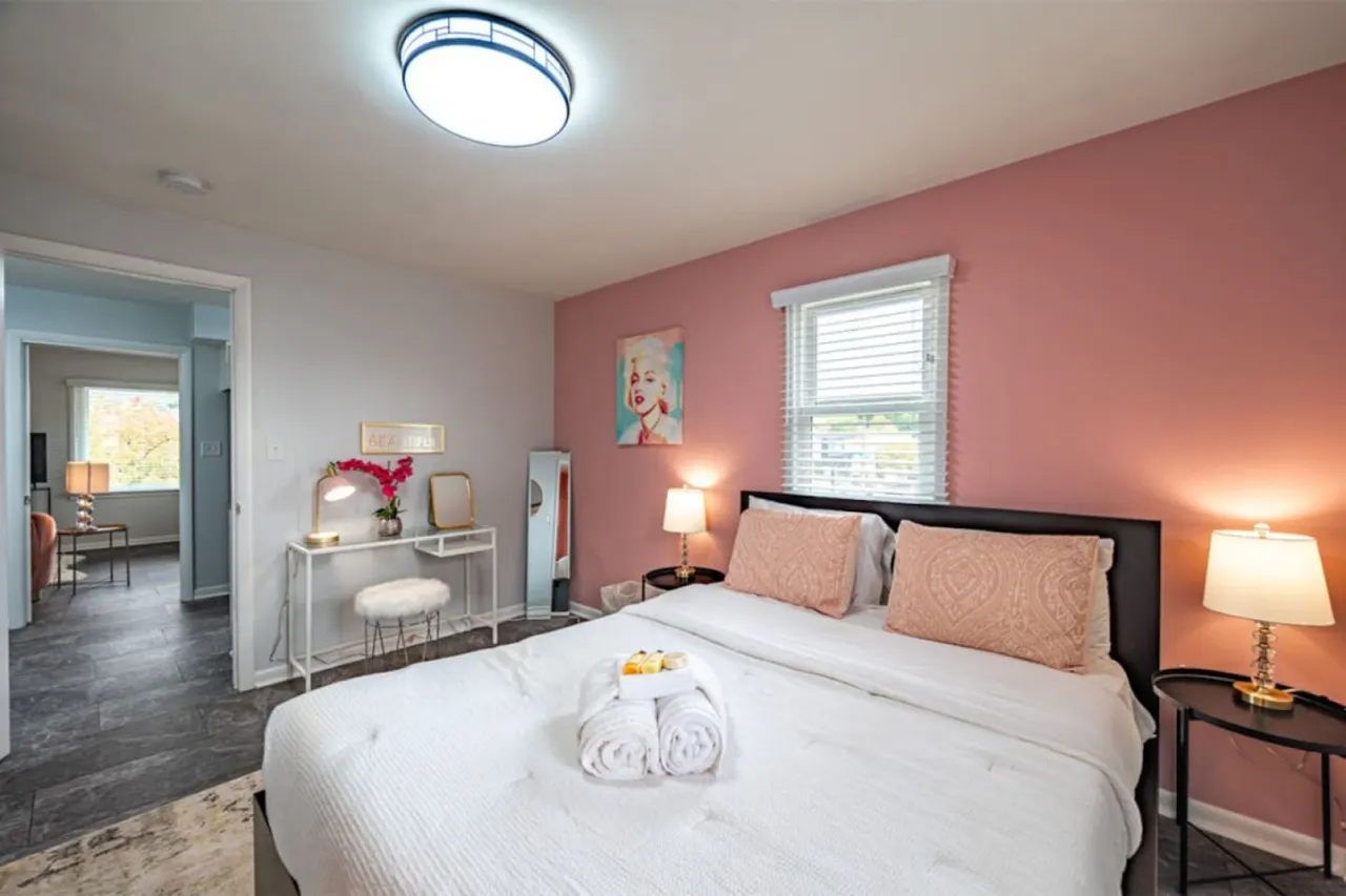 Clintonville Cozy Haven! Near Parks, Shops & OSU! 6