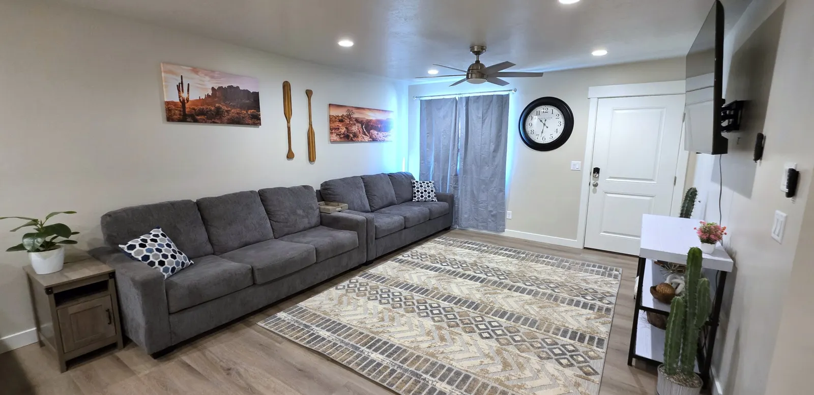 Hot Tub, Kayaks, Game Room, Boat Parking, Fire Pit, King, WD 12