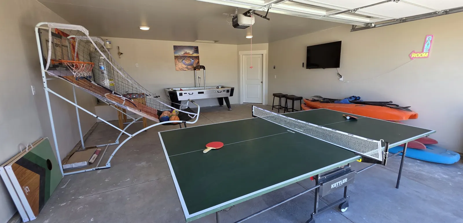 Hot Tub, Kayaks, Game Room, Boat Parking, Fire Pit, King, WD 3