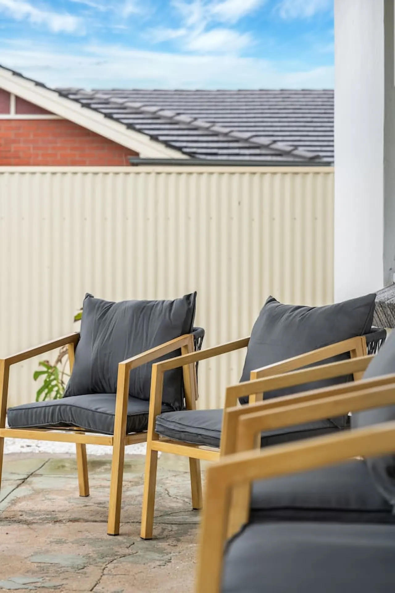 Kaleamera—Relaxed Stay Near Beach & Shops 18