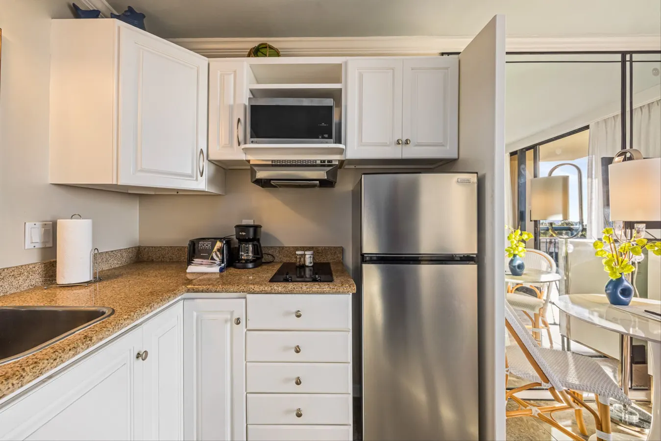 Beautiful San Luis Condo! Amazing pool, view and amenities 14