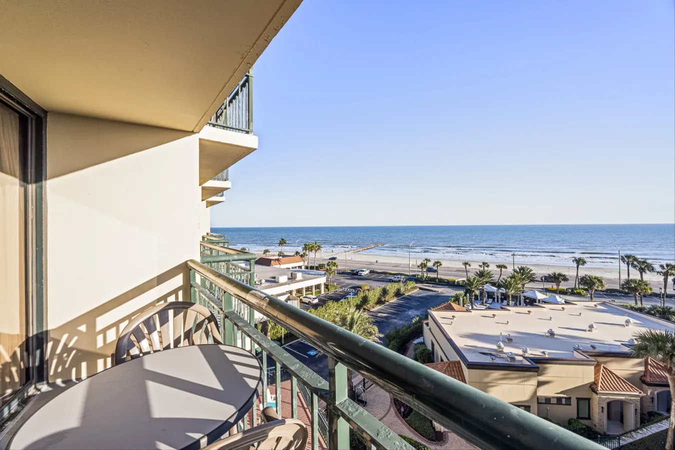 Beautiful San Luis Condo! Amazing pool, view and amenities 4