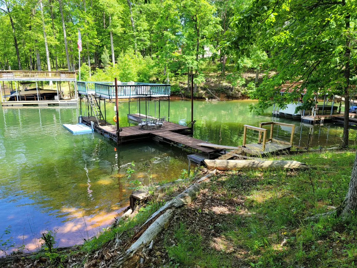 Serene Lake Lanier Retreat - Inquire about mid to long term Rentals - Perfect for Staycations and Family Getaways! 9