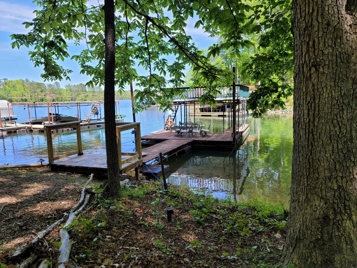 Serene Lake Lanier Retreat - Inquire about mid to long term Rentals - Perfect for Staycations and Family Getaways! 4