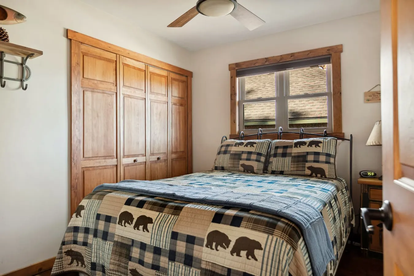 Alpine Crest, BBQ & Fully Fenced Pet Friendly 20