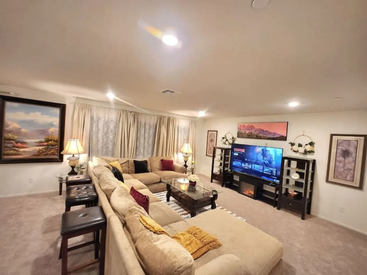 Coachella Getaway - Sleeps 12, Walk To Festivals 10