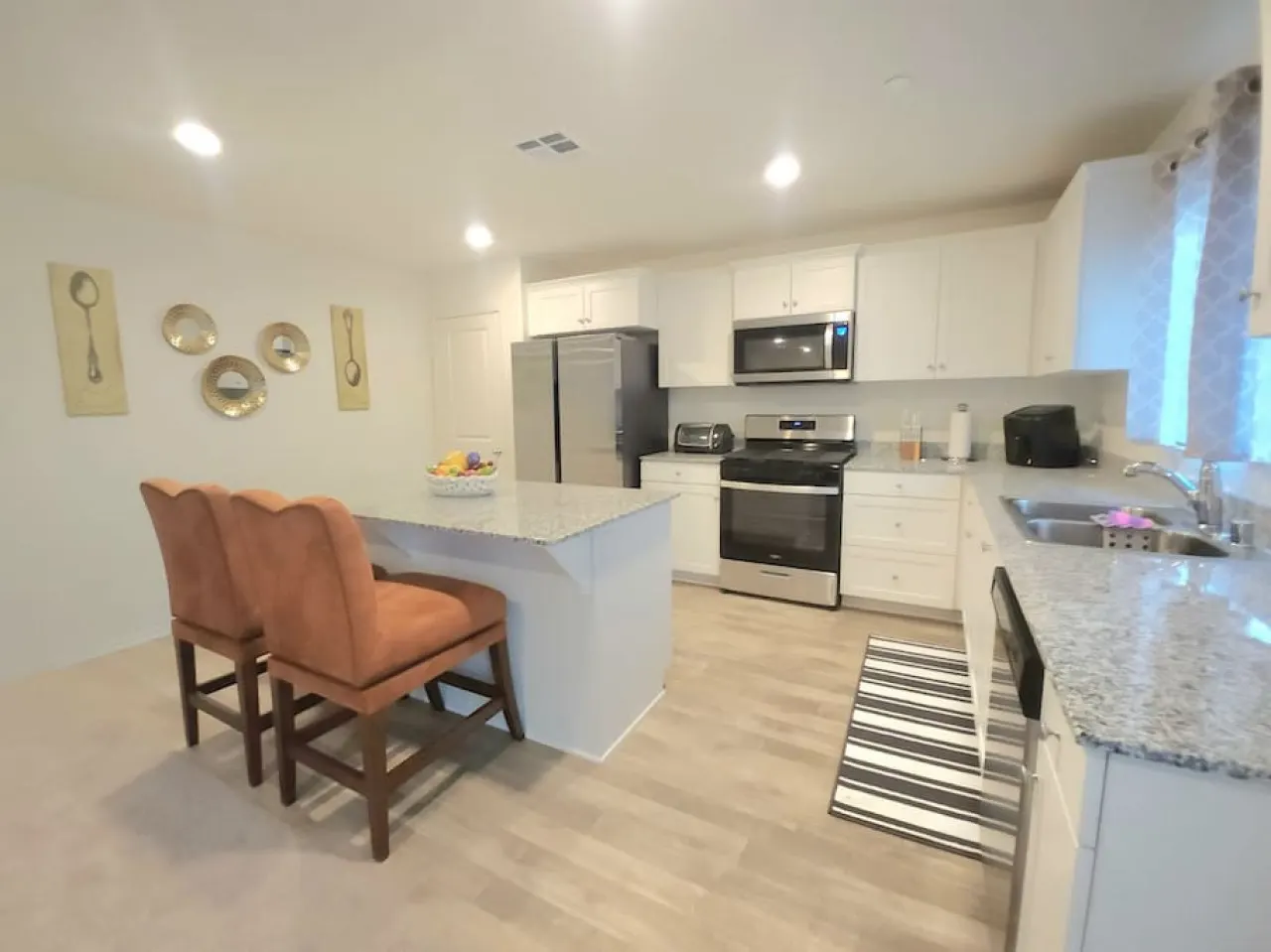 Coachella Getaway - Sleeps 12, Walk To Festivals 8