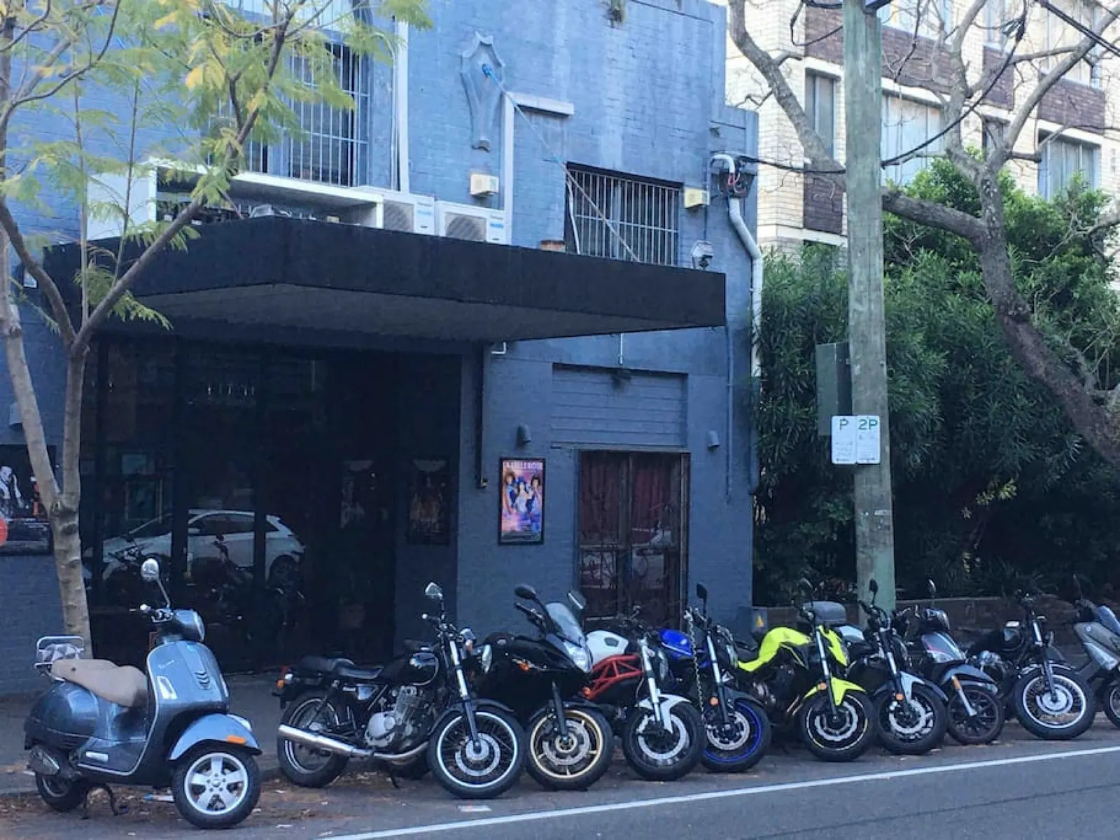 Converted Warehouse Industrial Chic Darlinghurst 15
