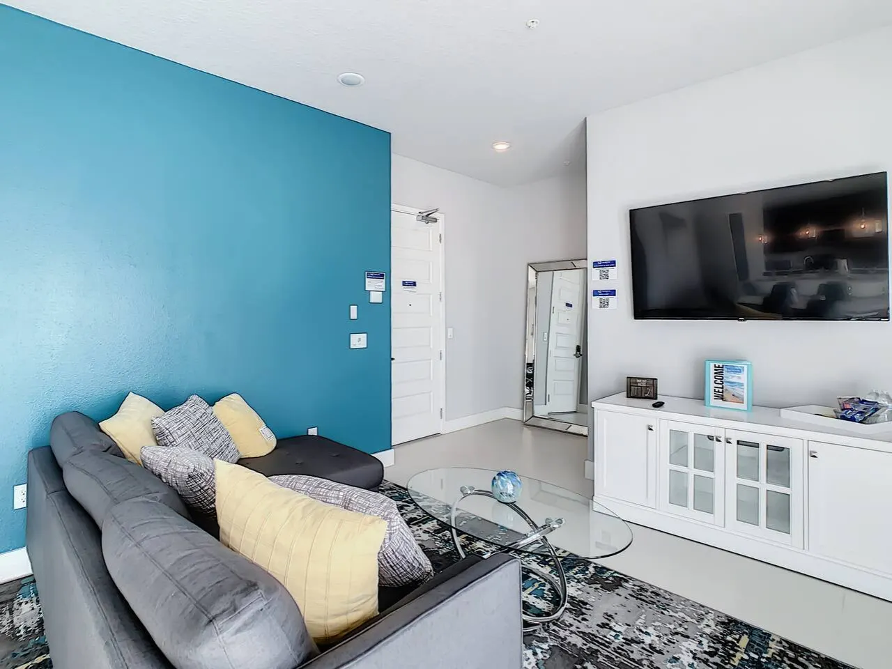 Luxury Resort Style Condo Near Disney-103 9
