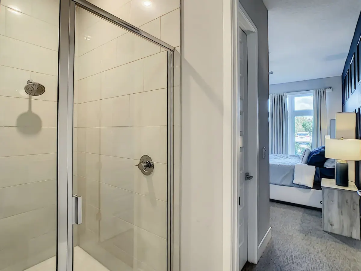 Luxury Resort Style Condo Near Disney-103 10