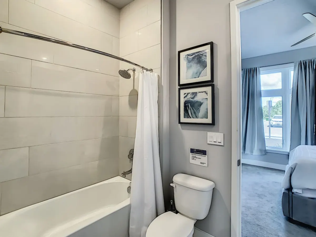 Luxury Resort Style Condo Near Disney-103 14