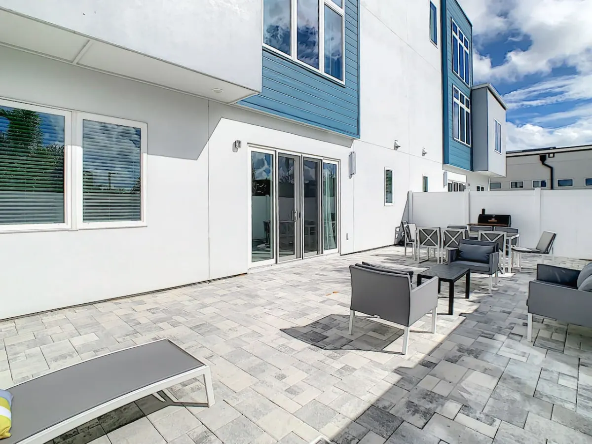 Luxury Resort Style Condo Near Disney-103 16