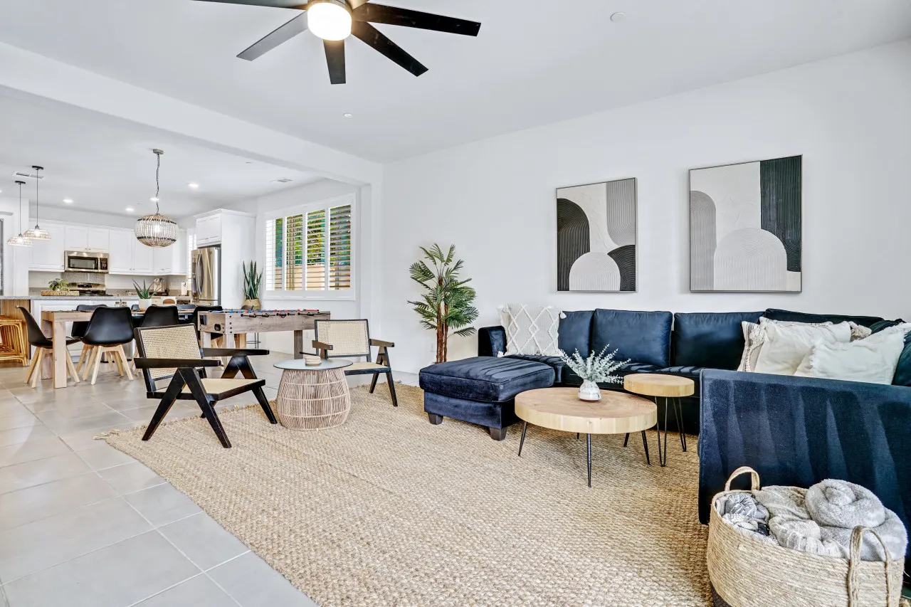 Sunset Oasis: Indio, CA 8