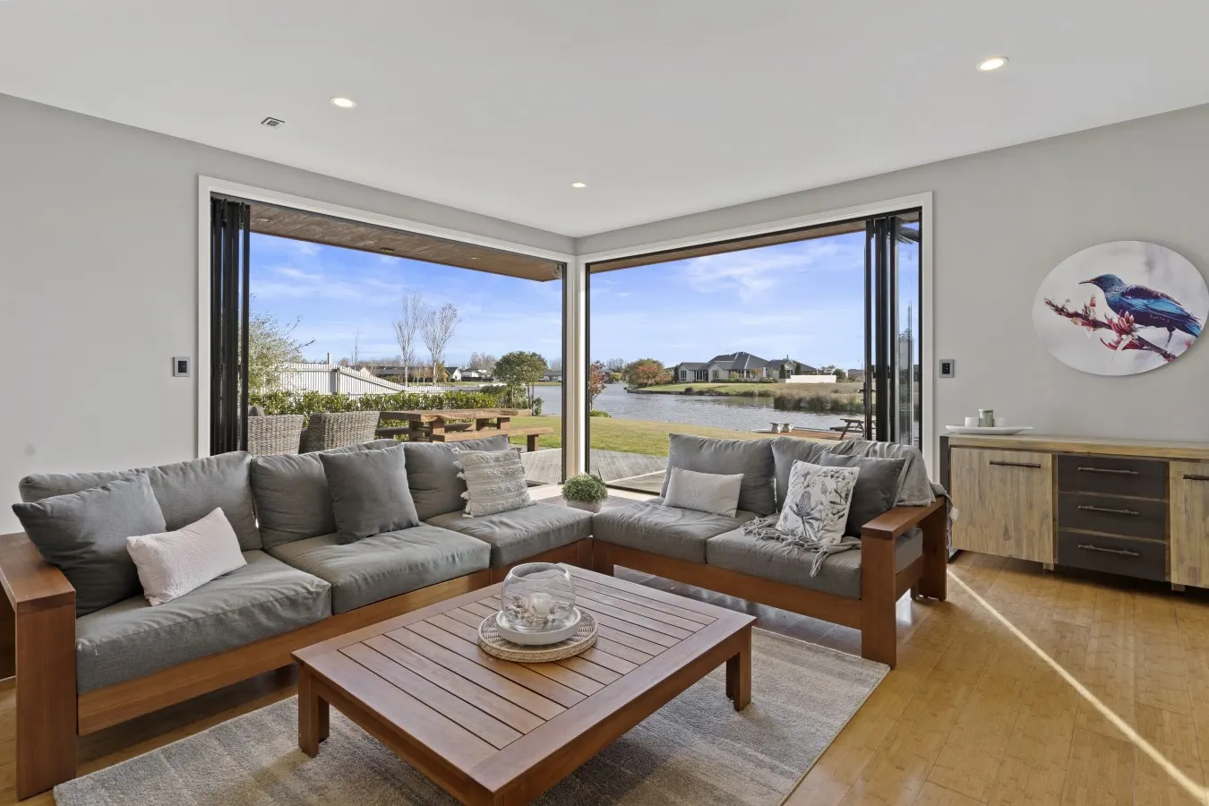 2BR Relax at Lake Hood Luxury Canal Home with Jetty — photo 4