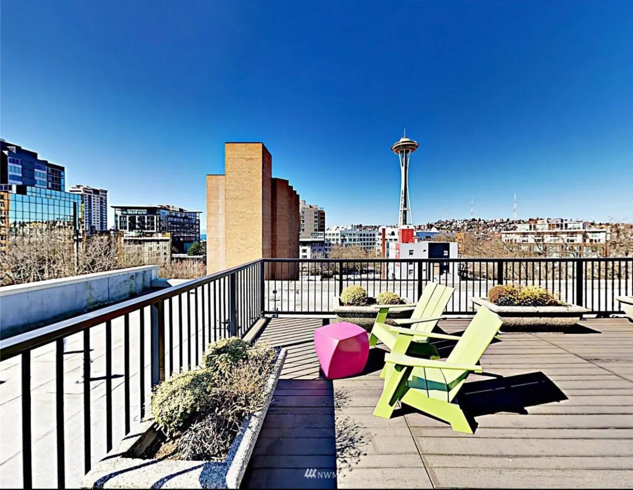 Gym&Rooftop Access! Downtown Loft Balcony+Parking — photo 2