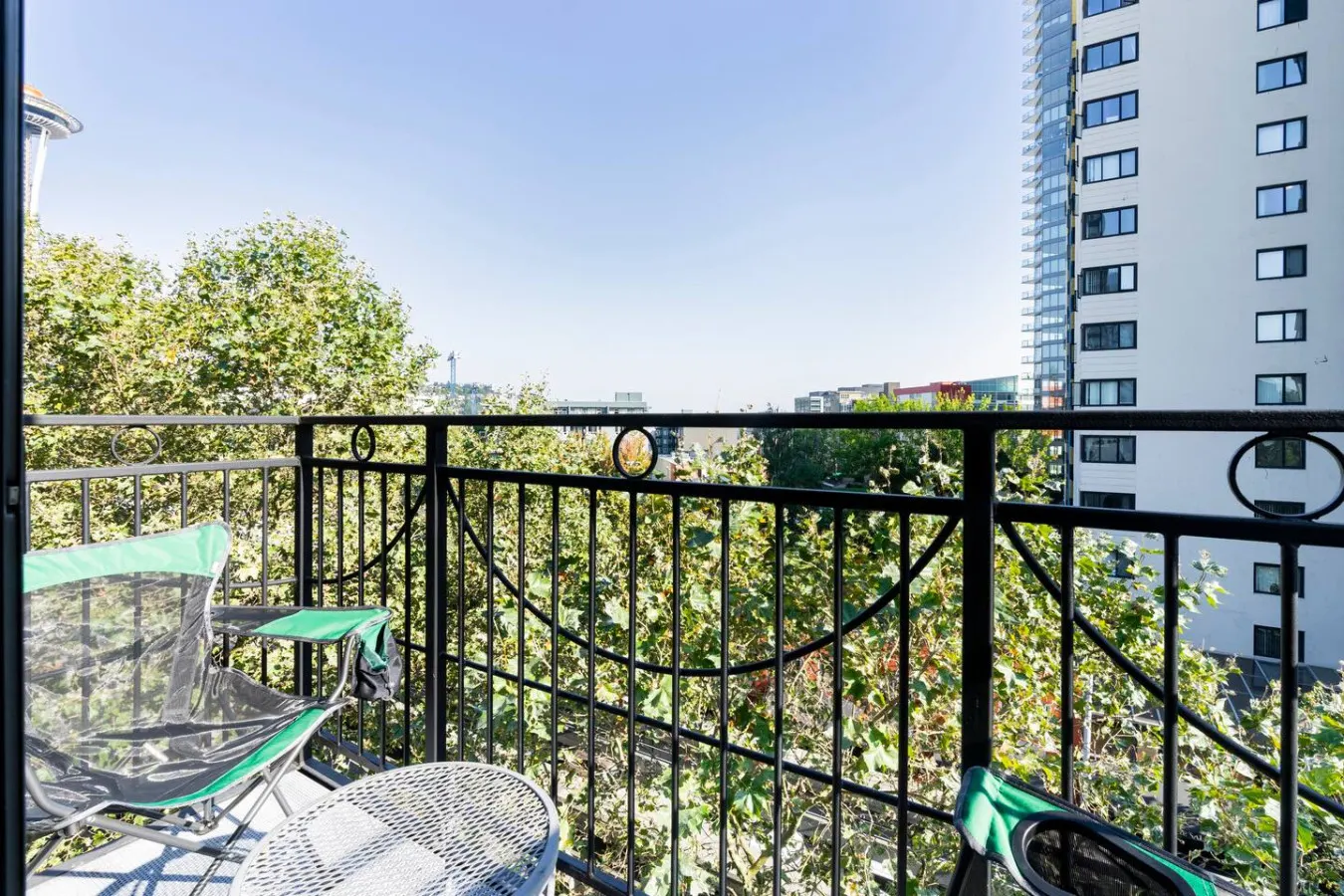 Gym&Rooftop Access! Downtown Loft Balcony+Parking 20