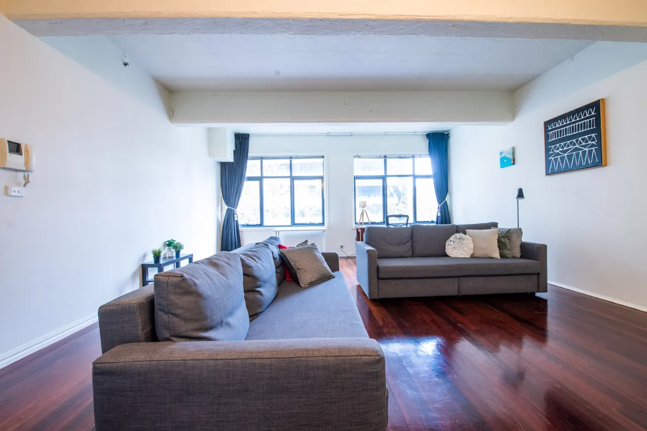 Readyset Apartments on King - 3 bedroom apartment-B8 2