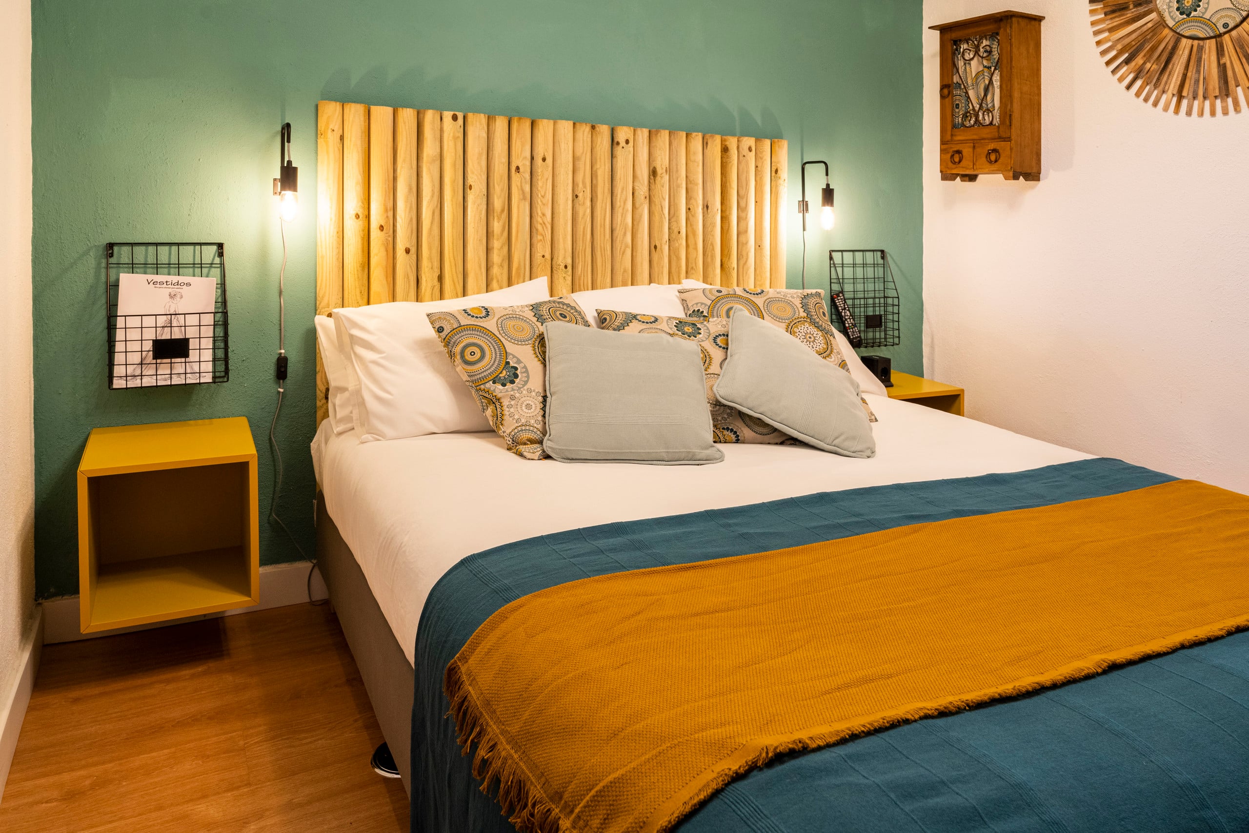 HOUSES WITH ROOM\nCasa D'Aldeia Debaixo (House Under the Village) 3