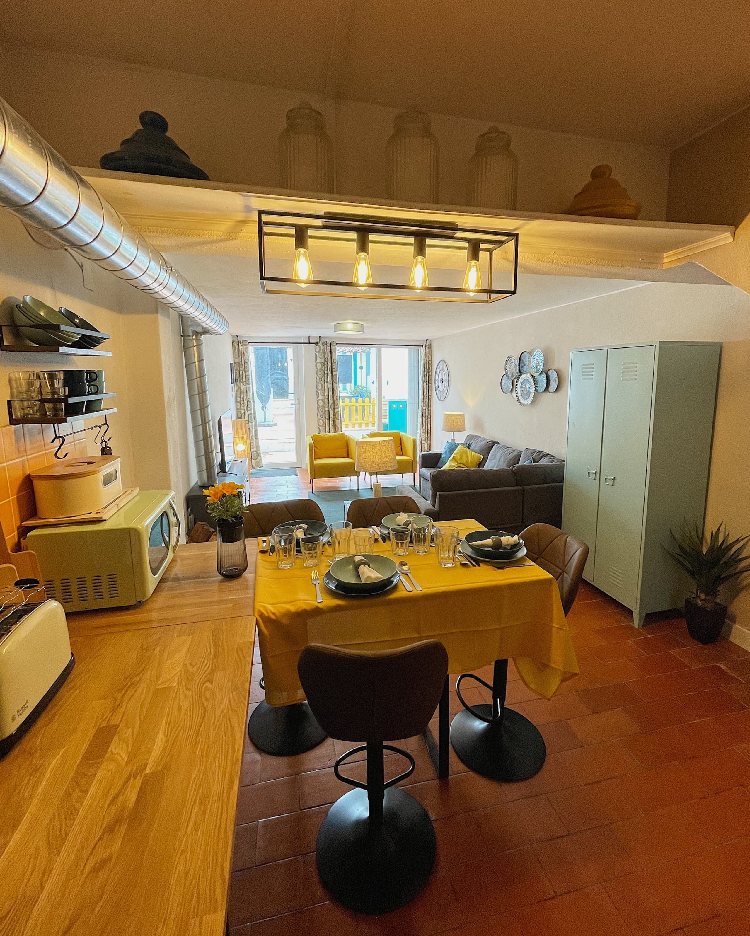 HOUSES WITH ROOM\nCasa D'Aldeia Debaixo (House Under the Village) 2