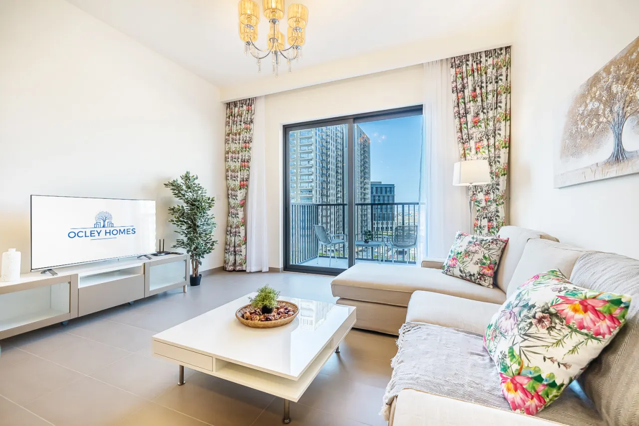 Stylish Home in Executive Residences 7