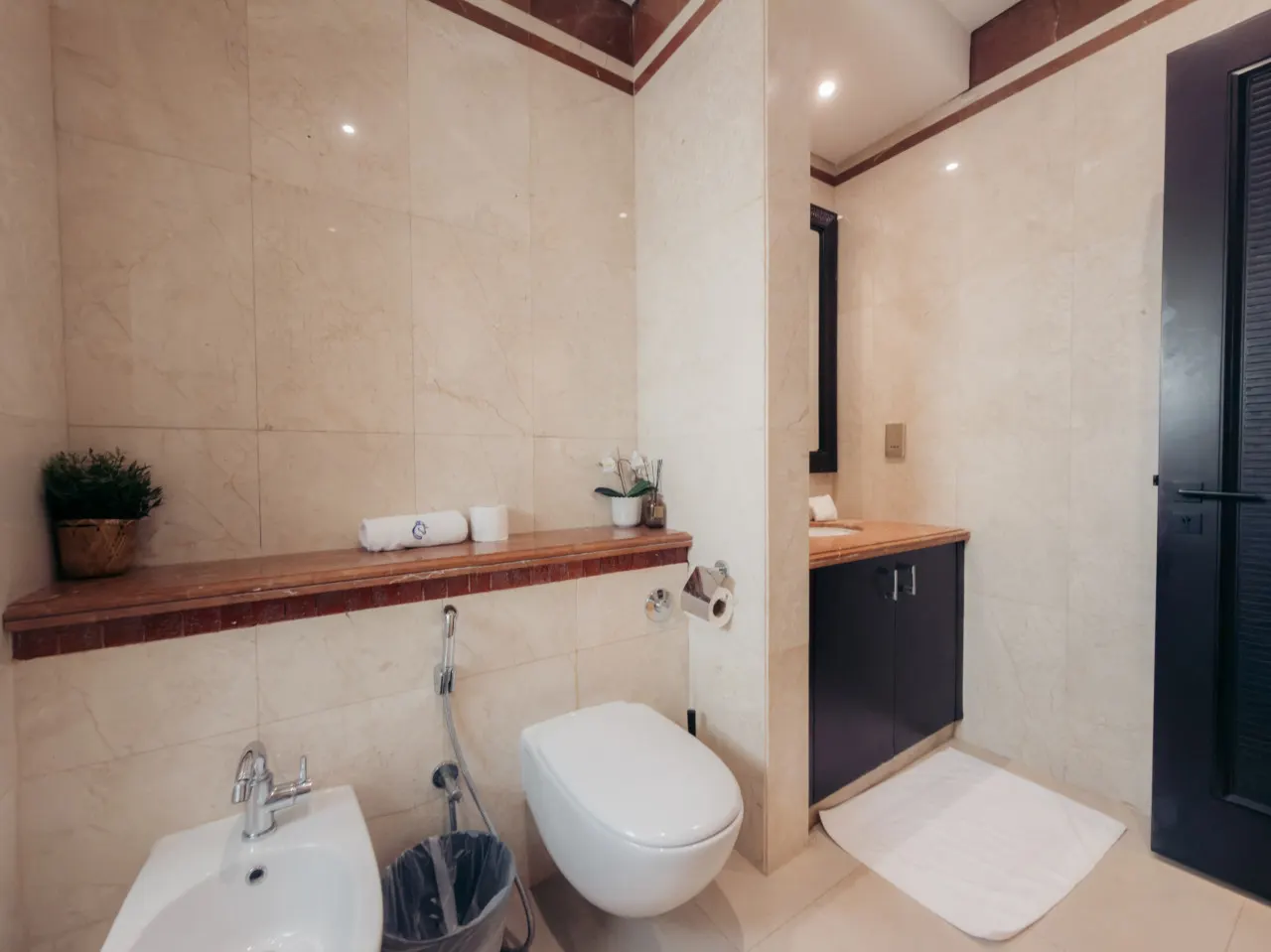 Anchor Point Suite in FullMoon Villa - SunsetBeach 9