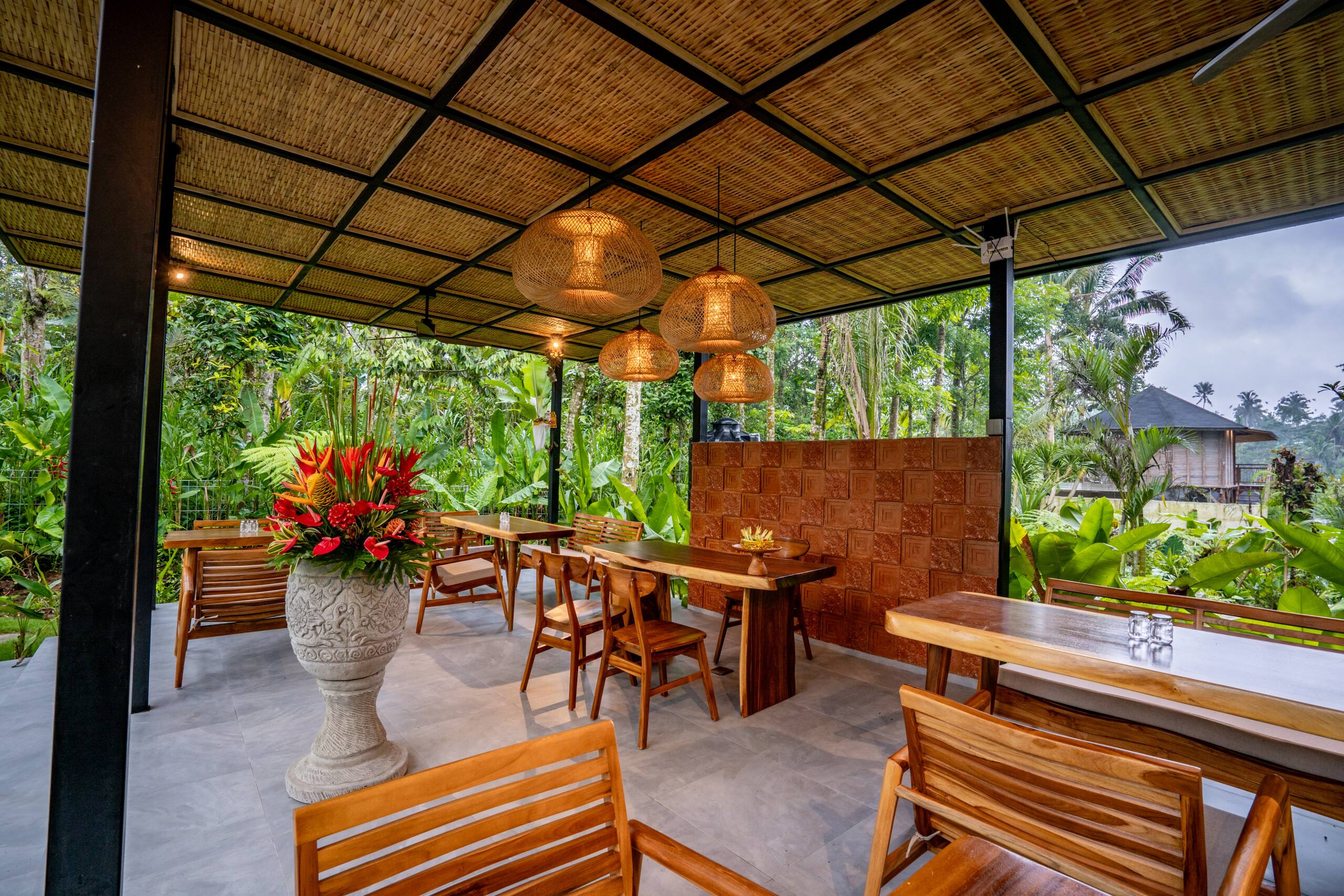 Wooden Villa with Infinity Pool and Jungle View #2 7