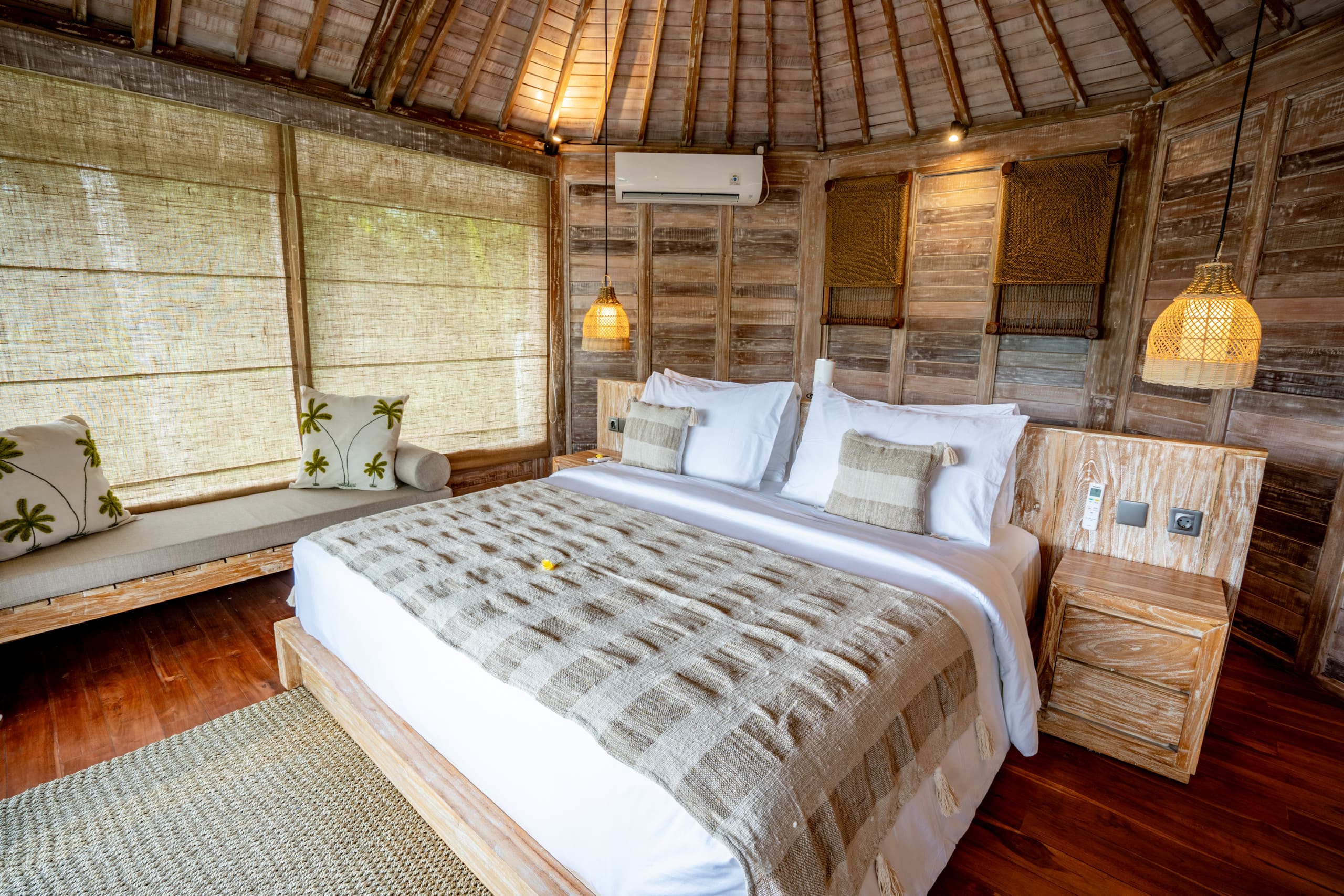 Wooden Villa with Infinity Pool and Jungle View #2 17