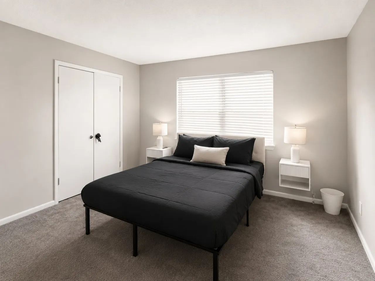 Modern Hoover Retreat King + Queen 86C 7
