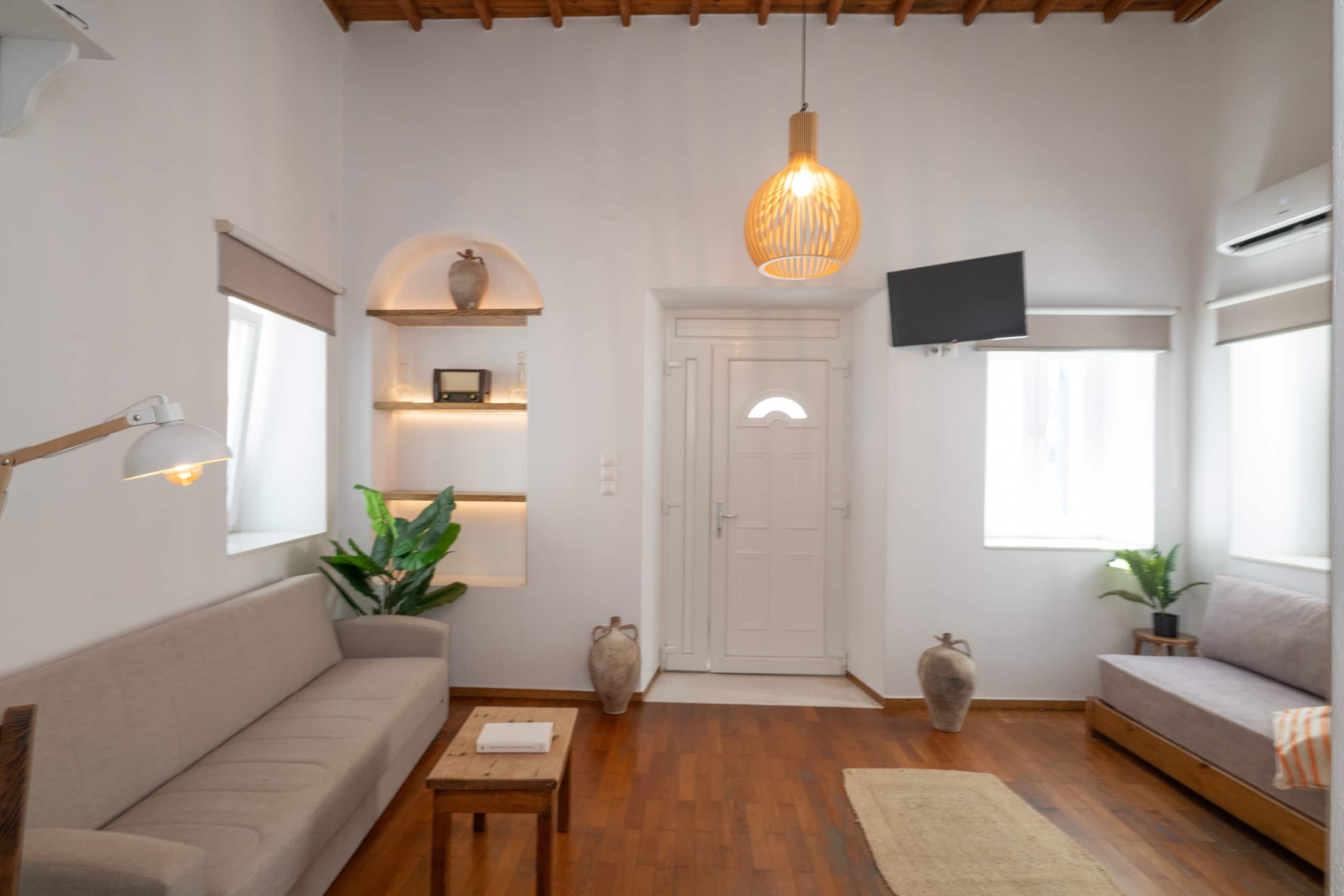 Queen three bedroom Suite 8
