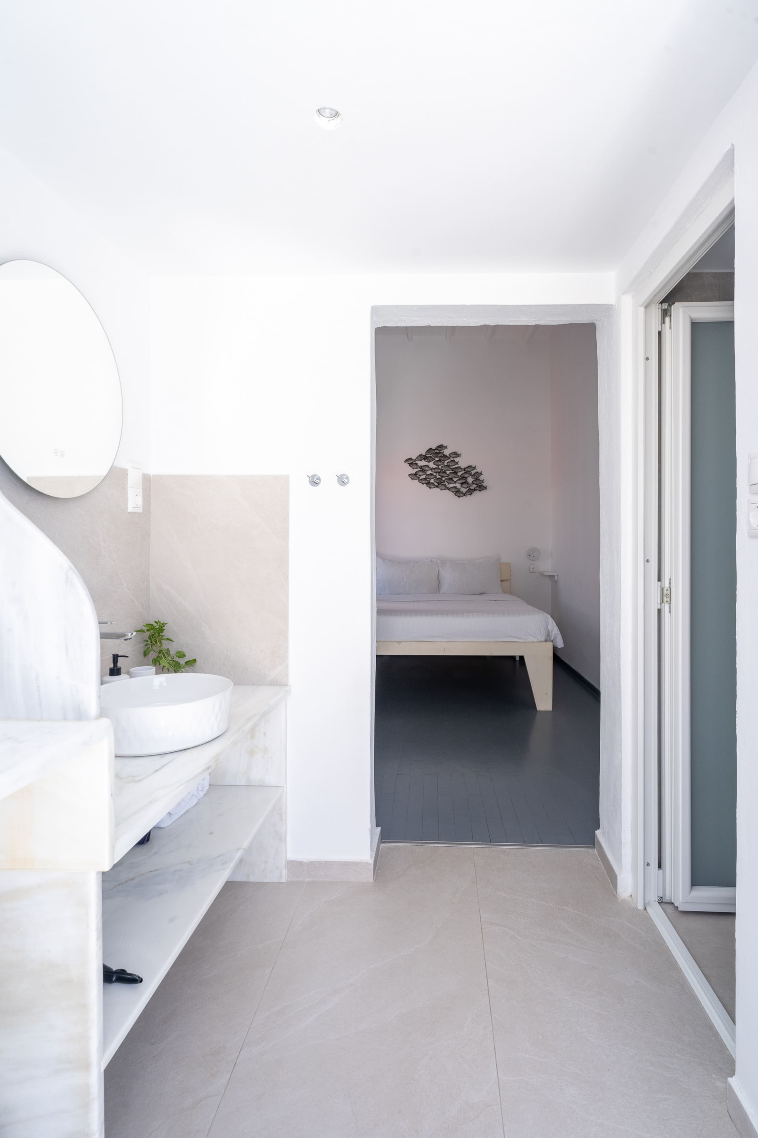 Queen three bedroom Suite 22