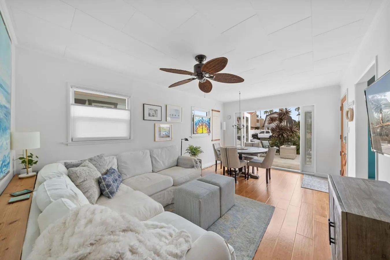 Cute 2BDRM/1BATH Beach Cottage Steps To The Sand — photo 2