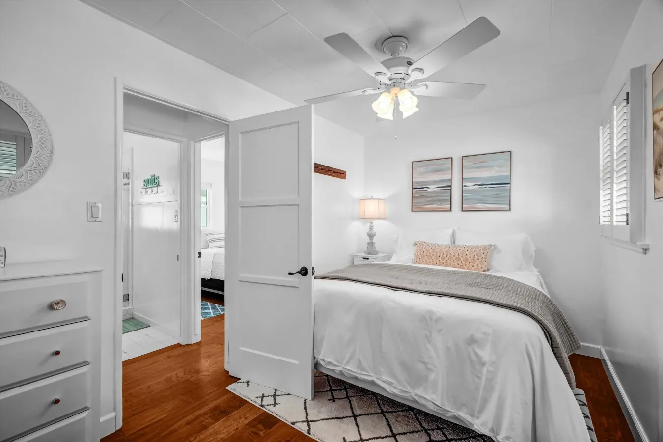 Cute 2BDRM/1BATH Beach Cottage Steps To The Sand 15