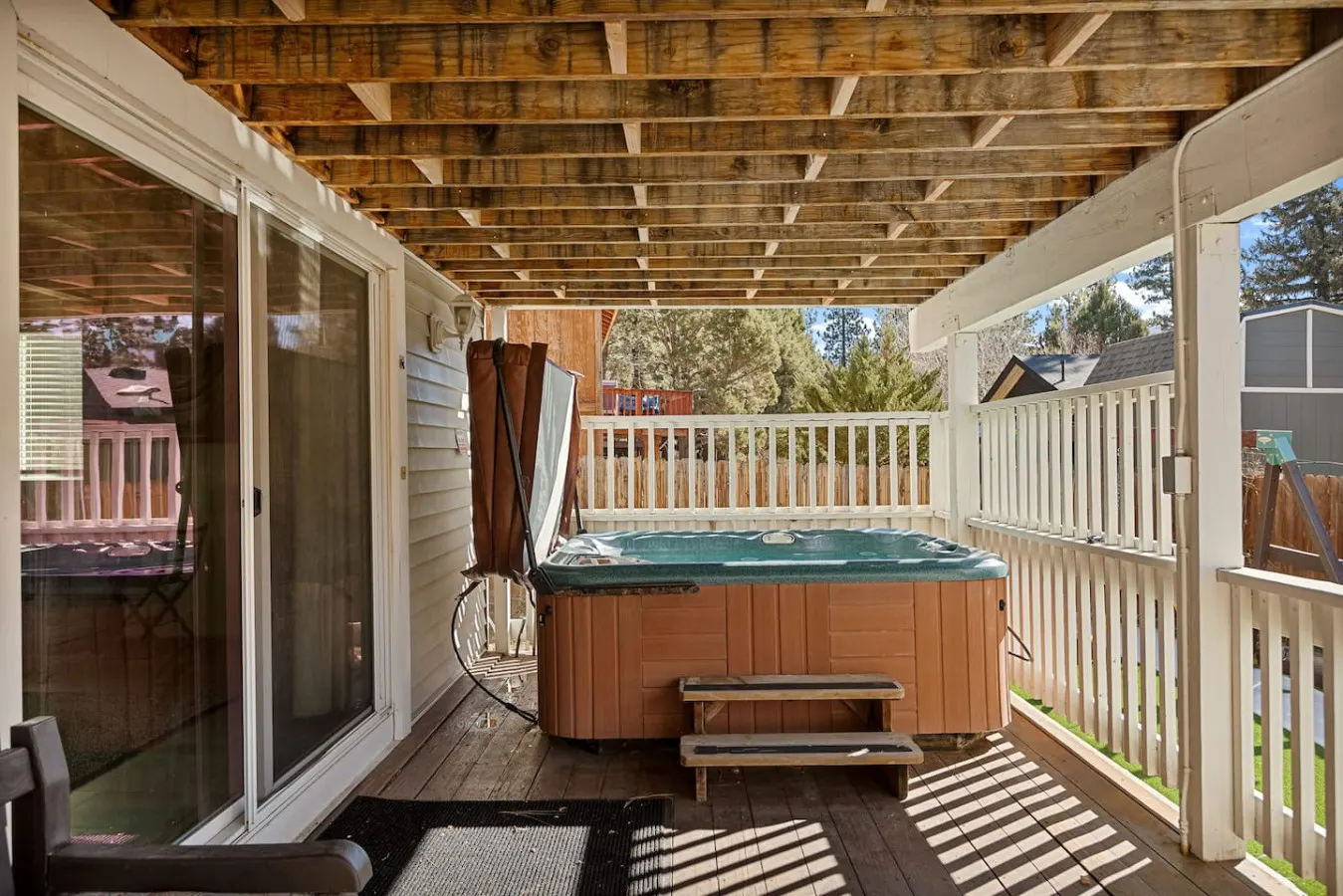 High Score Hideaway - Views of Bear MTN, Hot Tub 3