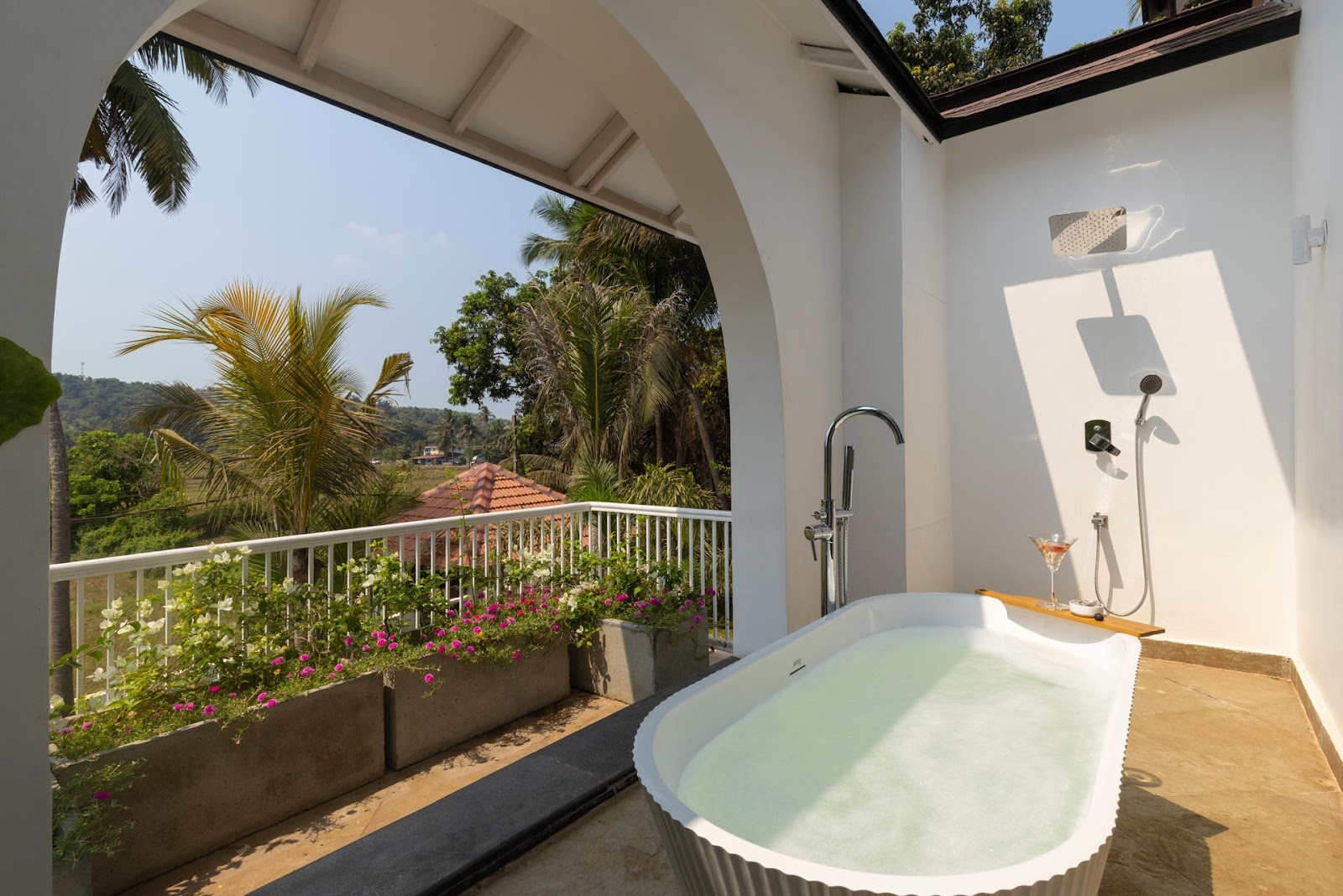 5BR|Luxe Pool+Bathtub|StayVista| Villa Selene @Goa — photo 4