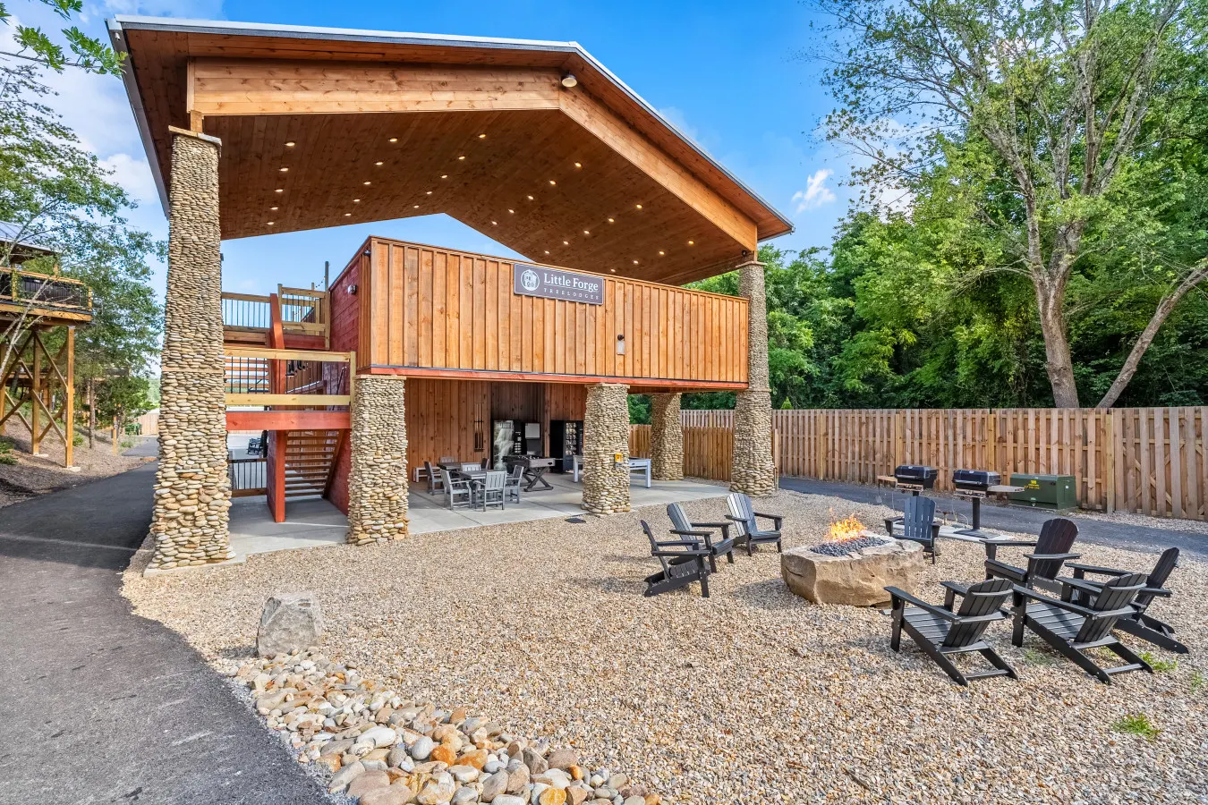 Elkmont, Treelodge #4 17