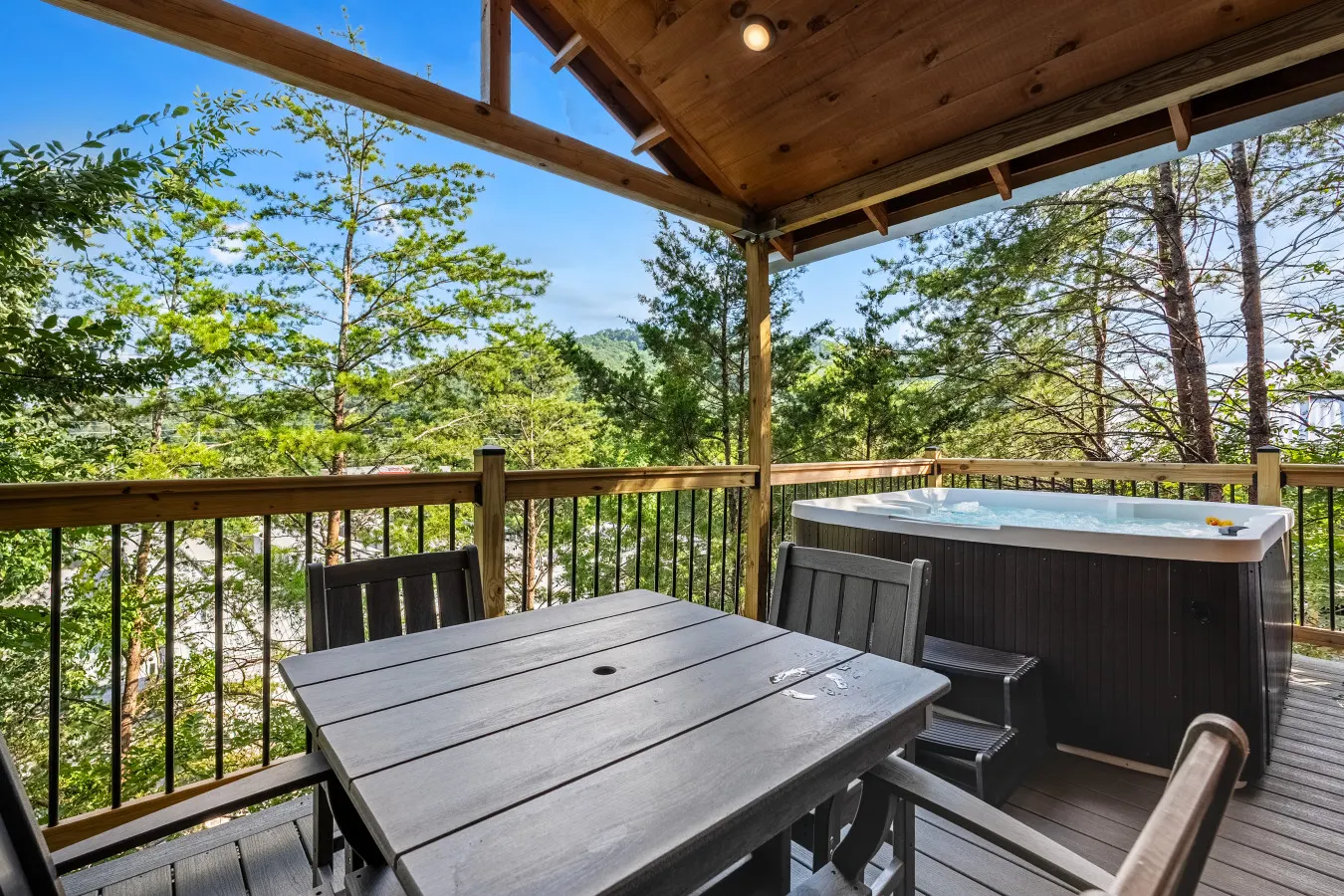 Elkmont, Treelodge #4 8