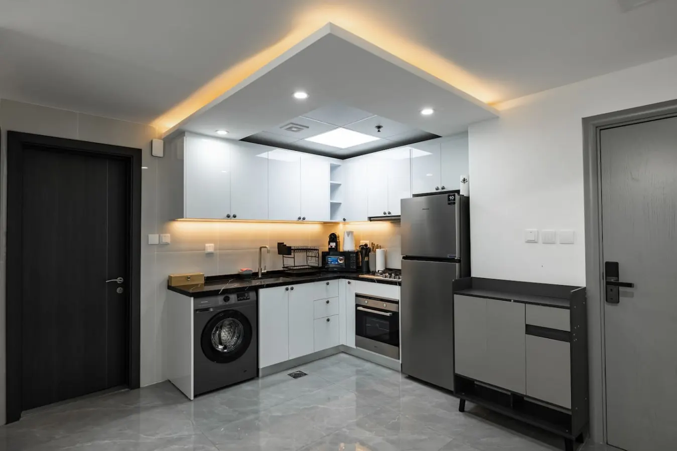 Dubai Marina - 1 BHK Elegant & Modern Apartment 14