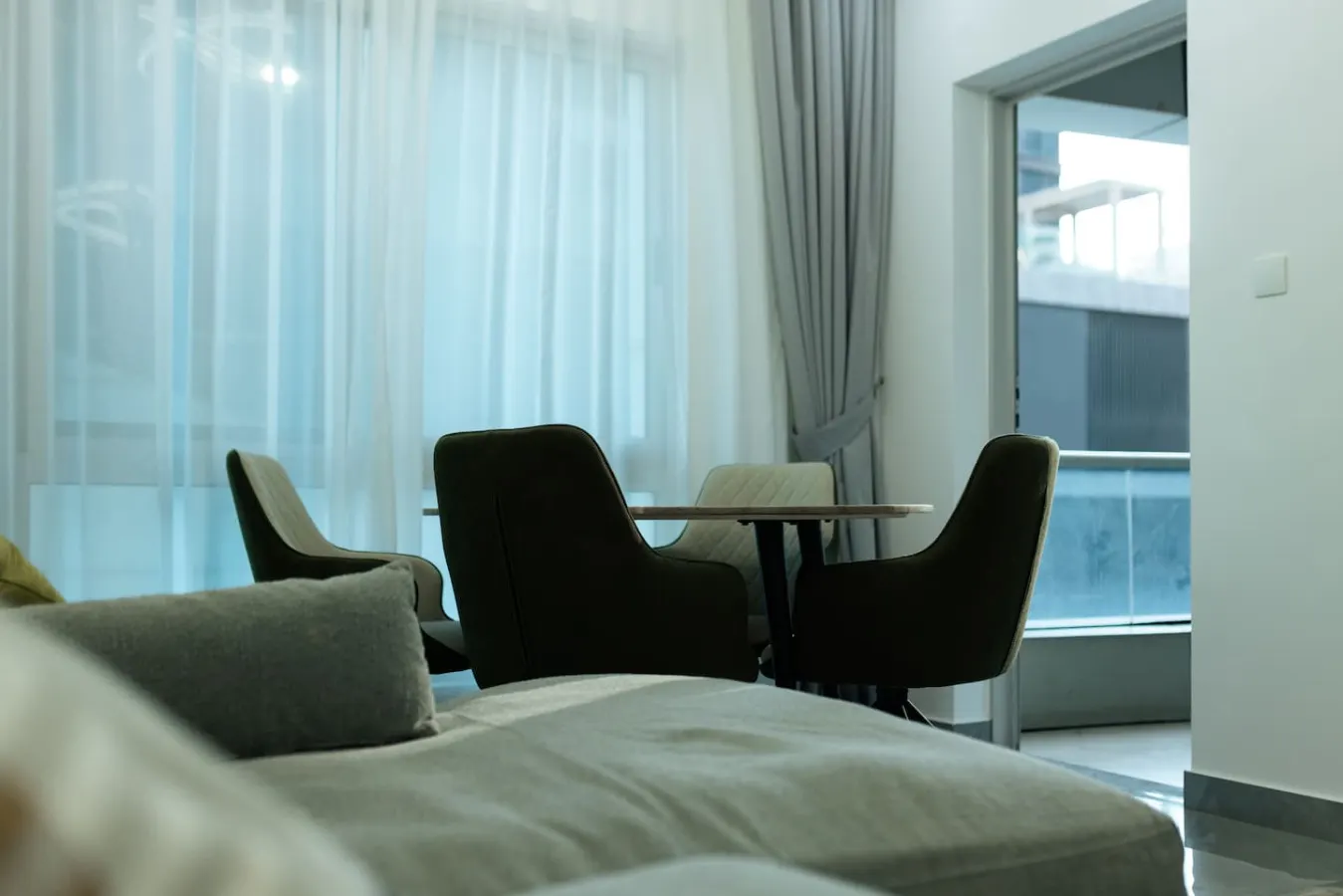 Dubai Marina - 1 BHK Elegant & Modern Apartment 17
