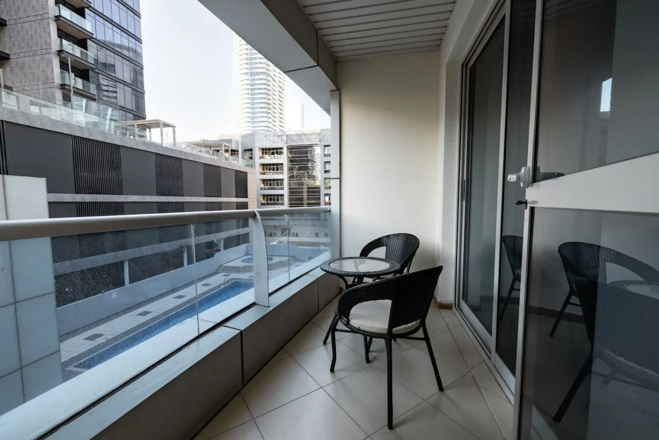 Dubai Marina - 1 BHK Elegant & Modern Apartment 18