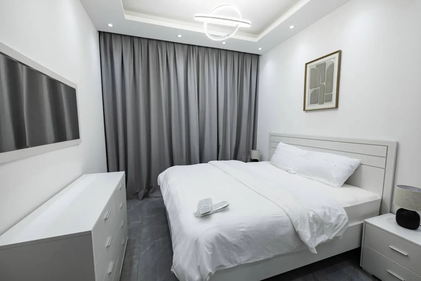 Dubai Marina - 1 BHK Elegant & Modern Apartment 7
