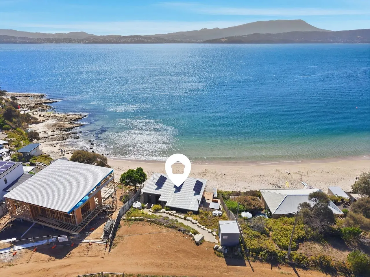 Beachfront Escape + Hot Tub 10
