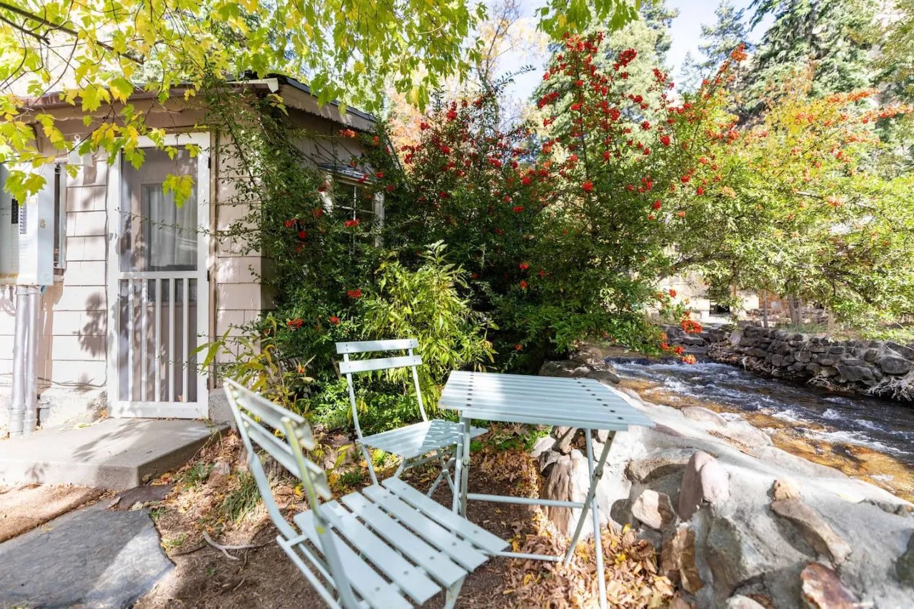 Adorable Studio Cabin on Big Cottonwood River — photo 3