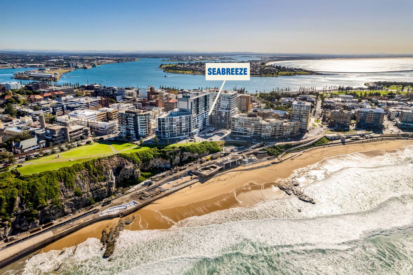 Seabreeze - Beachfront - Parking - Views 3