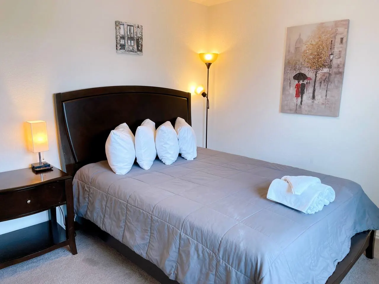 The Country Gem, Austin/Kyle, King BR 12PPL 12