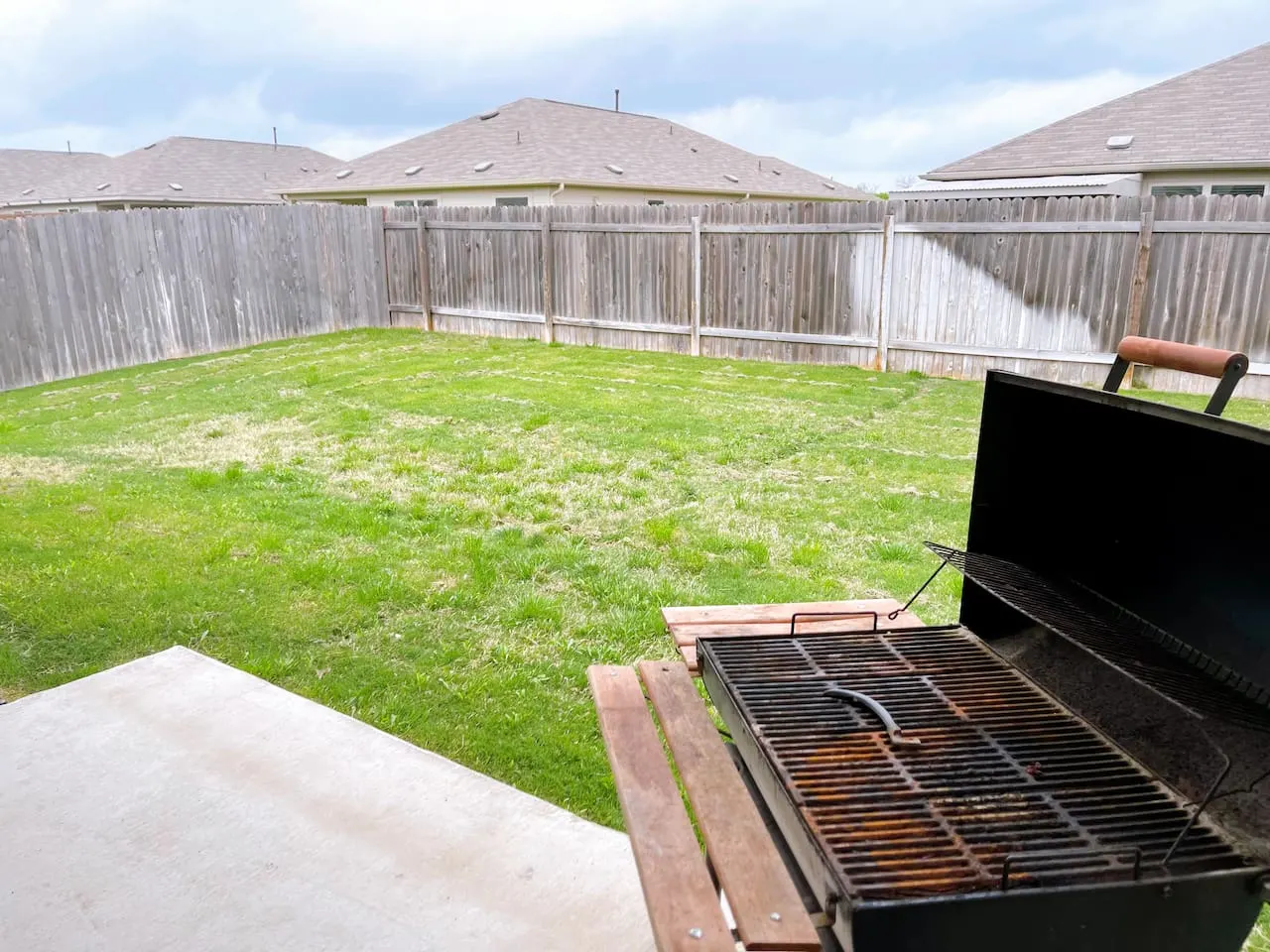 The Country Gem, Austin/Kyle, King BR 12PPL 8