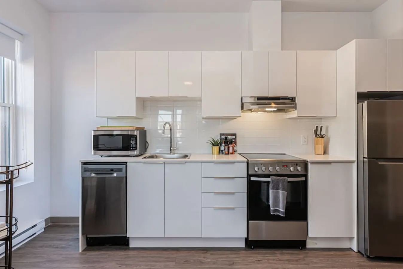 Plateau - New Flat Located closed on St-Denis Street - Unit 3 10