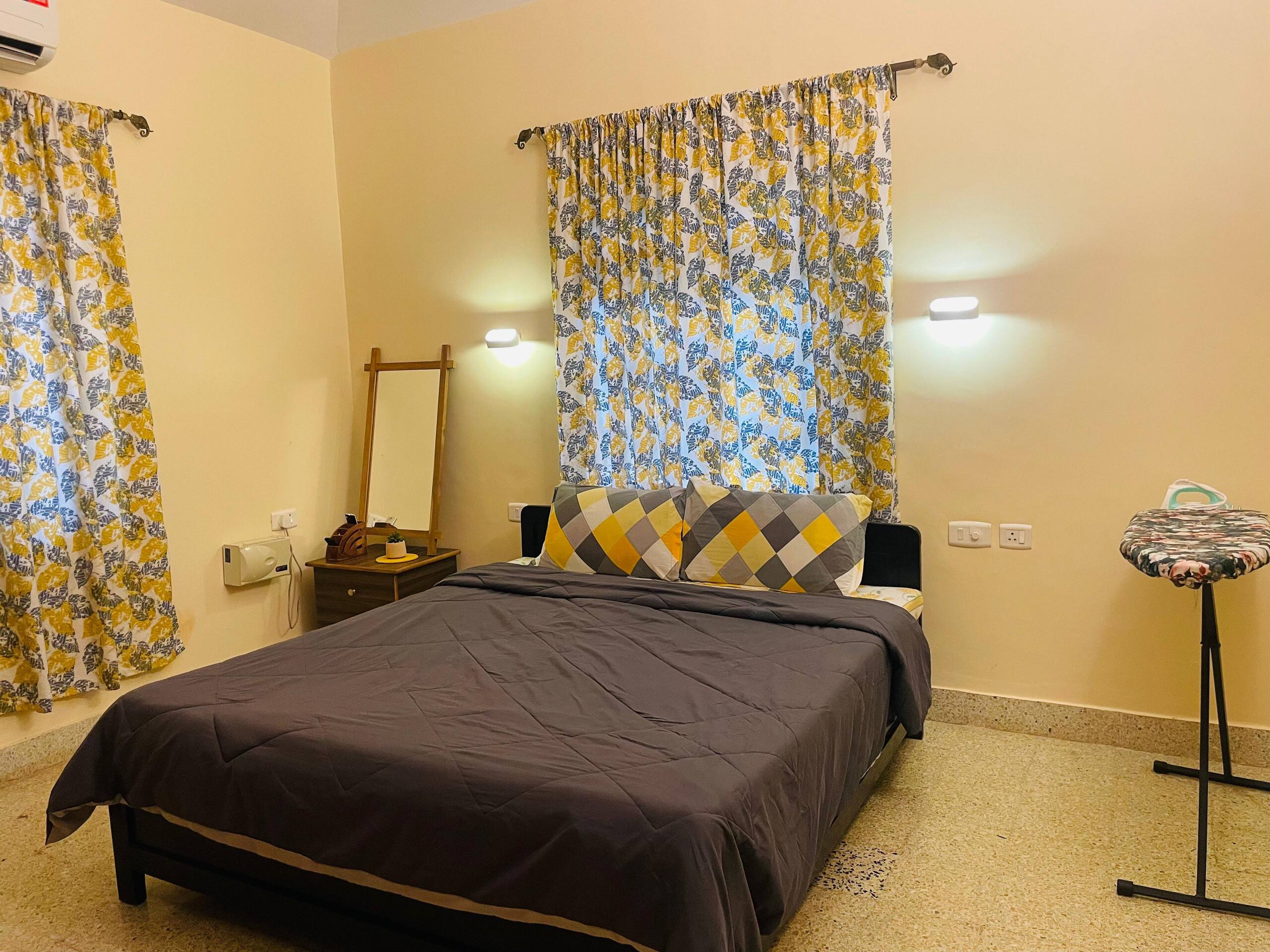 Coastal Paradise~ 3BHK w/Bbq, 3 mins from Beach 28